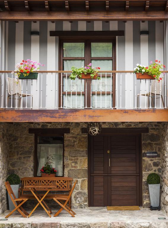 Gasthaus Casas La Xiuca Corras de la Puente Exterior foto